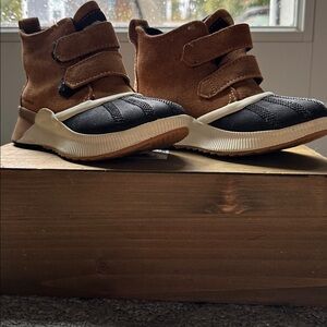 Sorel Black and Brown Footwear